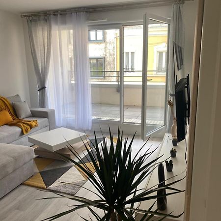 Appartement 24H Du Mans Le Mans Luaran gambar