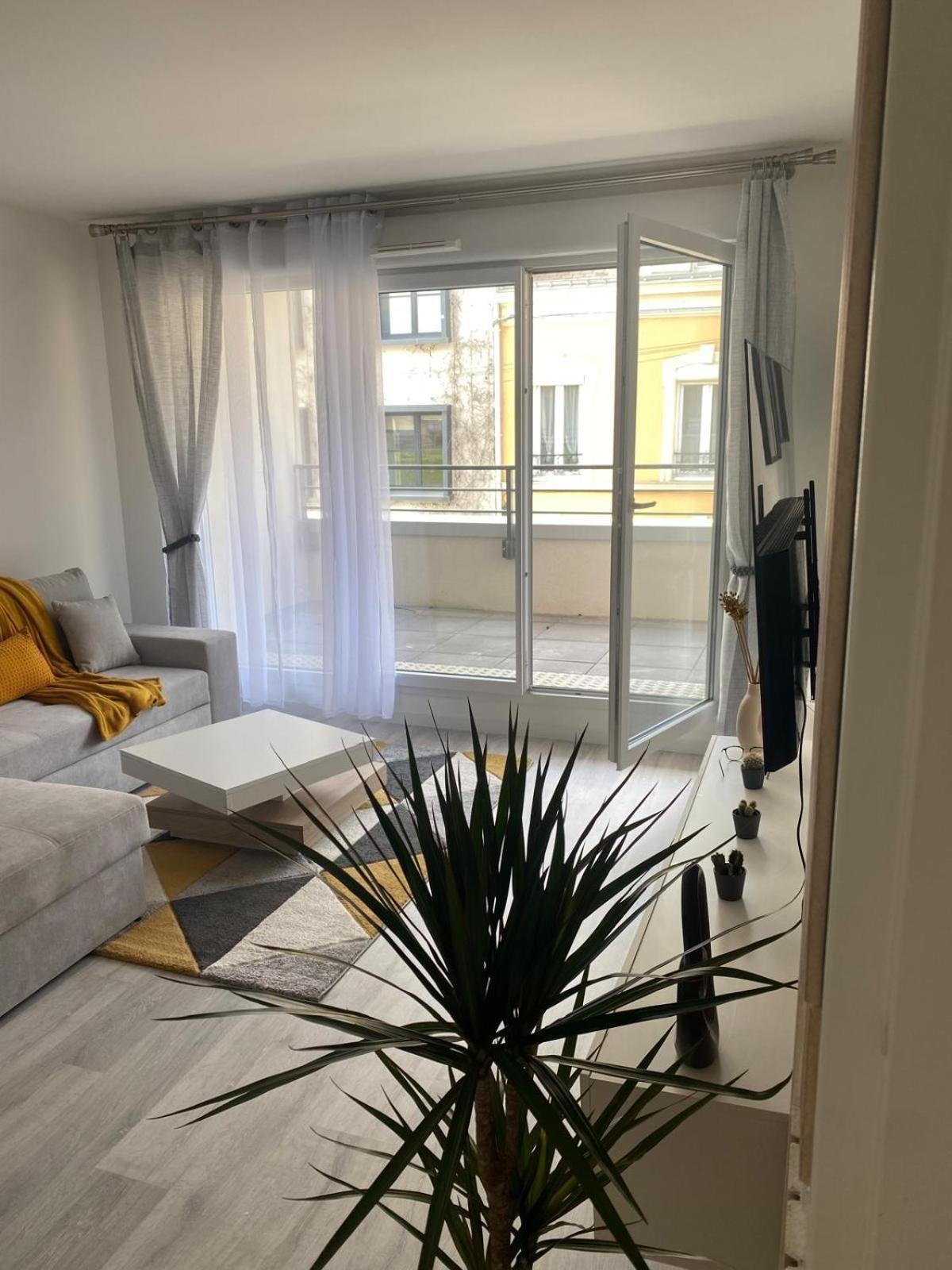 Appartement 24H Du Mans Le Mans Luaran gambar